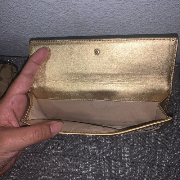 Coach Gold and Tan Signature Wallet - Picture 12 of 12